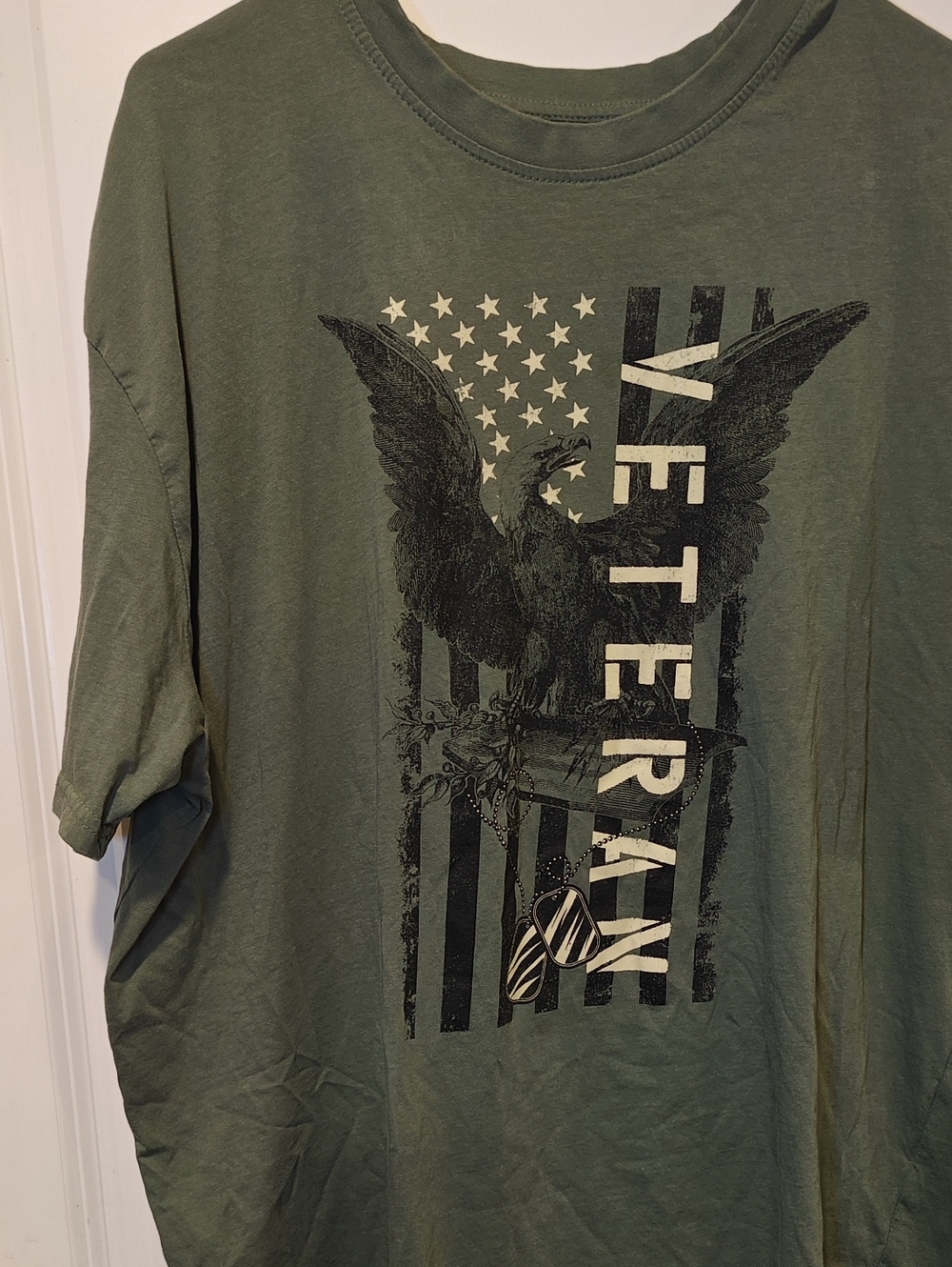 Men's Olive Green Veteran Graphic Short Sleeve Tee
